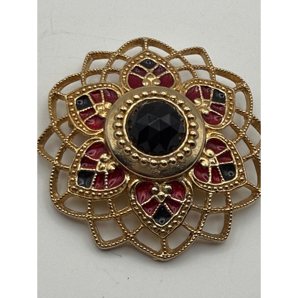 Vintage Gold Tone Enamel Heart Filigree Brooch